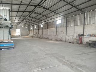 Foto 5 de Mitad del Mundo, Galpón en Renta, 690m2, 1 Ambiente