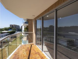 Foto 4 de Serena del Mar - Alquiler de Apartamento Amoblado en Zinnia.