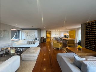 Foto 4 de SE ARRIENDA APARTAMENTO EN  ROSALES 255m2