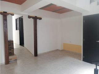 Foto 11 de LUXA ARRIENDA CASA COMERCIAL PARA OFICINAS SECTOR CENTRO HISTORICO