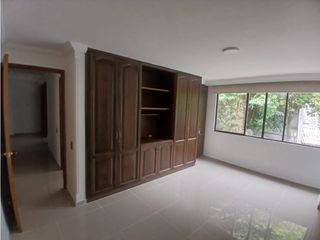 Foto 18 de RENTA APARTAMENTO AMPLIO EN LA CIRCUNVALAR