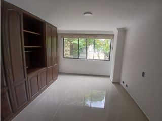 Foto 19 de RENTA APARTAMENTO AMPLIO EN LA CIRCUNVALAR