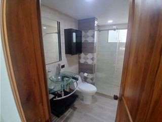Foto 12 de RENTA APARTAMENTO AMPLIO EN LA CIRCUNVALAR