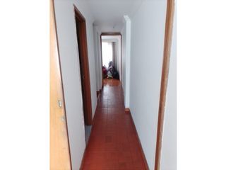 Foto 4 de Se Vende Casa de 4 Pisos Frente a Parque – Suba, Bogotá
