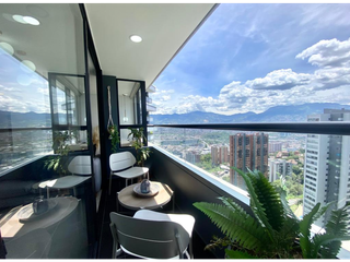 Foto 3 de Apartamento vista panoramica a Medellin- Acceso por Av  las Palmas