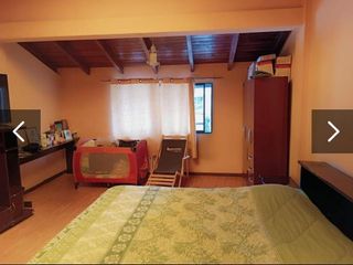 Foto 3 de VENDO AMPLIA CASA EN MONTESERRIN