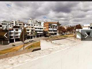 Foto 9 de VENDO AMPLIA CASA EN MONTESERRIN