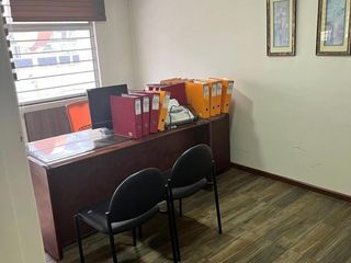 Foto 8 de RENTO LOCAL CON OFICINAS EN SECTOR COMERCIAL AMERICA Y MAÑOSCA