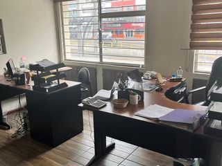 Foto 4 de RENTO LOCAL CON OFICINAS EN SECTOR COMERCIAL AMERICA Y MAÑOSCA