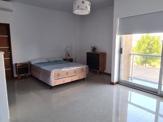 Foto 7 de Venta Casa a La Laguna 4 Amb c/Piscina en San Benito Villanueva Tigre