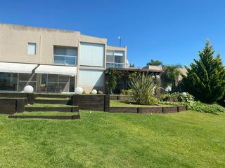Foto 17 de Venta Casa a La Laguna 4 Amb c/Piscina en San Benito Villanueva Tigre