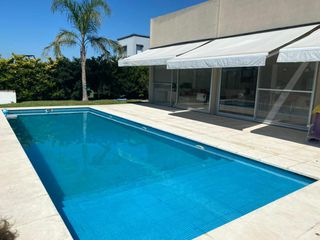 Foto 19 de Venta Casa a La Laguna 4 Amb c/Piscina en San Benito Villanueva Tigre