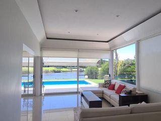 Foto 3 de Venta Casa a La Laguna 4 Amb c/Piscina en San Benito Villanueva Tigre