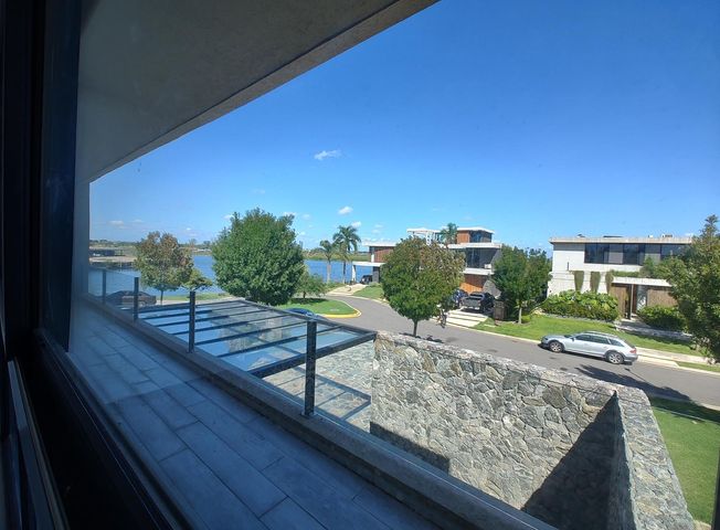place photo 43
