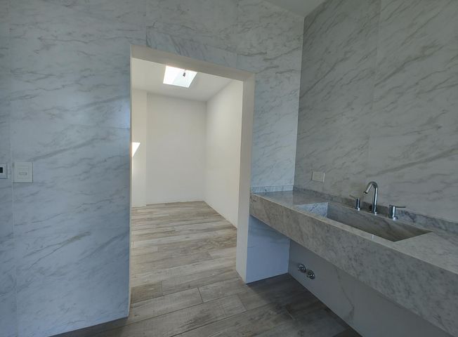 place photo 71
