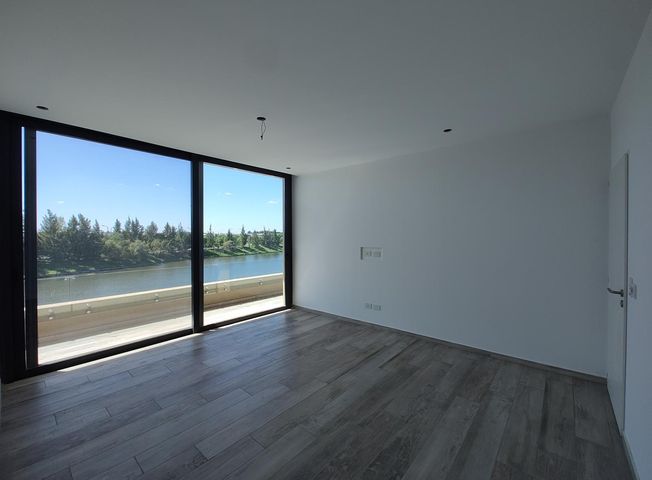 place photo 62