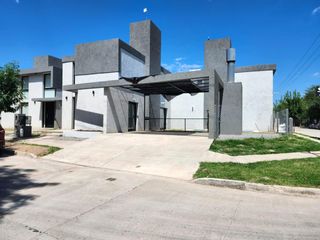 Foto 3 de Duplex  en Distrito Sur
