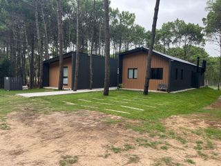 Foto 3 de VENTA, CASA, VILLAROBLES, BARRIO BRINZALES, LOTE 186, 7 AMBIENTES