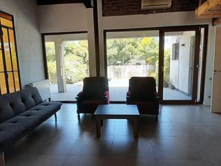 Foto 14 de Casa en venta en Quequén - Necochea - 4 ambientes con pileta
