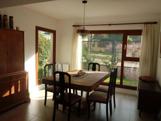 Foto 8 de Casa en venta en Quequén - Necochea - 4 ambientes con pileta