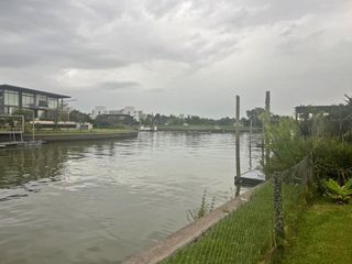 Foto 14 de Hogar Frente Al Río: Confort, Vistas Únicas y un Estilo de Vida Exclusivo
