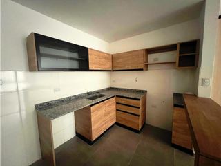 Foto 3 de DEPARTAMENTO EN VENTA PLENO CENTRO,  EN PASEO CIBELES, CON COCHERA