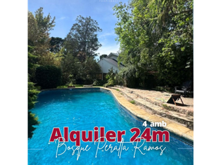 Foto 1 de Casa en alquiler en Bosque Peralta Ramos con pileta y quincho