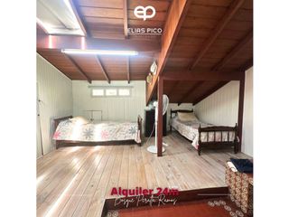 Foto 9 de Casa en alquiler en Bosque Peralta Ramos con pileta y quincho