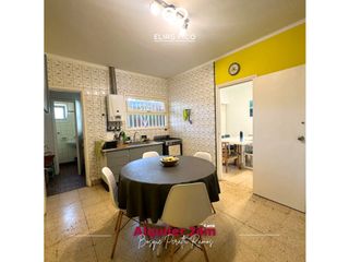 Foto 5 de Casa en alquiler en Bosque Peralta Ramos con pileta y quincho