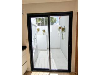 Foto 9 de VENTA PH 4  AMBIENTES RECICLADO AL FRENTE