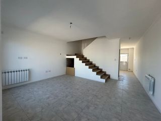 Foto 4 de VENTA DUPLEX DOS DORMITORIOS
