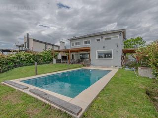 Foto 1 de Casa en venta en el Barrio Vistas - Puertos / Escobar