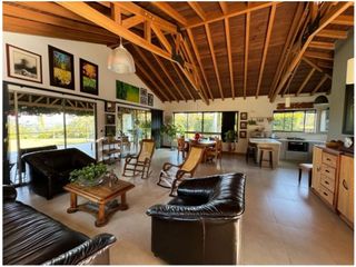 Foto 8 de Venta de Hermosa Casa Campestre Cerca del Aeropuerto