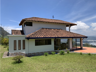 Foto 2 de Venta de Hermoso Lote con Vista en Via la Ceja La Union