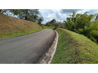 Foto 6 de Hermoso Lote En Venta Cerca al Aeropuerto Exclusiva Parcelación