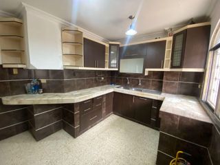 Foto 3 de VENTA CASA EN GUAYACANES (AB)