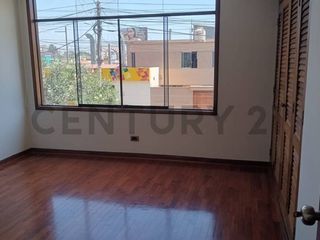 Foto 27 de ALQUILO LINDA CASA PARA FAMILIA /  O OFICINAS ADMINISTRATIVAS A PUERTAS CERRADAS