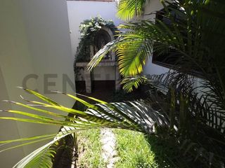 Foto 3 de ALQUILO LINDA CASA PARA FAMILIA /  O OFICINAS ADMINISTRATIVAS A PUERTAS CERRADAS