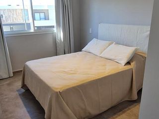 Foto 4 de Casa Duplex Amoblada en Alquiler-  La Calandria zona sur