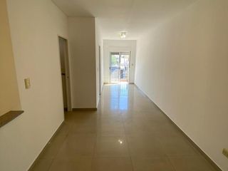 Foto 5 de Depto 2 amb en alquiler - El Talar - Tigre - Javier Quintana Inmobiliaria