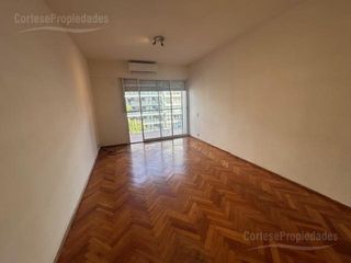 Foto 4 de Palermo, 2 amplios ambientes contra frente, hermoso balcón, con algun mobiliario