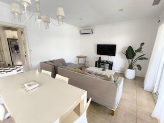 Foto 16 de VENTA DE CASA 7 AMBIENTES A LA LAGUNA CASTORES NORDELTA