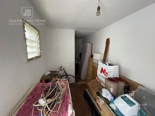 Foto 10 de Casa en venta 2 dormitorios - Av. Caraffa 786 - Villa Cabrera.