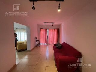 Foto 3 de Casa en venta 2 dormitorios - Av. Caraffa 786 - Villa Cabrera.