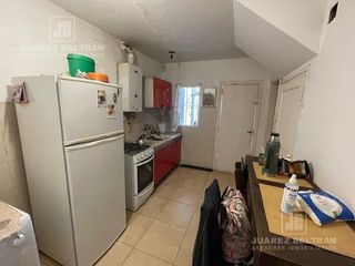 Foto 4 de Casa en venta 2 dormitorios - Av. Caraffa 786 - Villa Cabrera.
