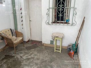 Foto 13 de Casa en venta 2 dormitorios - Av. Caraffa 786 - Villa Cabrera.