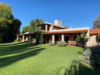 Foto 59 de Casa en  alquiler en Chacras de Coria
