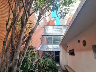 Foto 2 de ALQUILER - Casa de 500 mts -  Ideal Residencia o hostel - 3 pisos - BARRIO NORTE