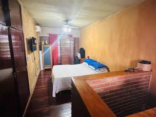 Foto 10 de Casa en venta - 3 Dormitorios 2 Baños - Cocheras - 250Mts2 - Córdoba