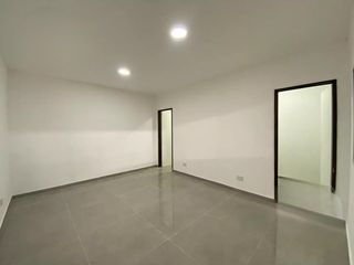 Foto 11 de ALQUILER - Nave Industrial de  2300m2 en Espacio Nova, Canning (Ezeiza)
